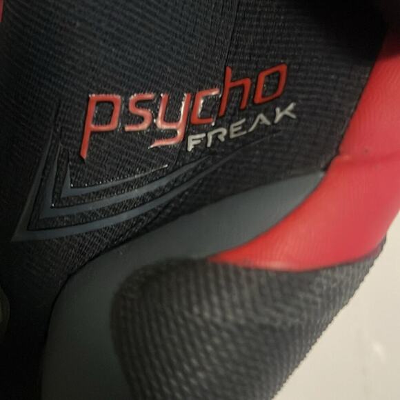NIB O’NEILL PSYCHOFREAK SPLIT TOE 3.5MM BLACK & RED WETSUIT SWIM BOOTS. SIZE 12 - Picture 6 of 12